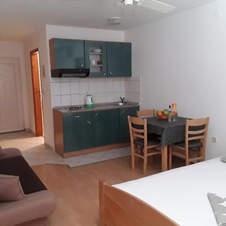 Zaton Apartmani M. Ilesh Extérieur photo
